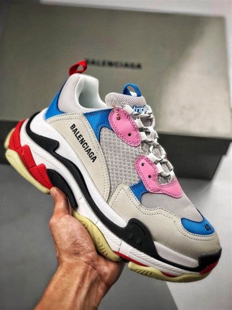 balenciaga triple s top replica